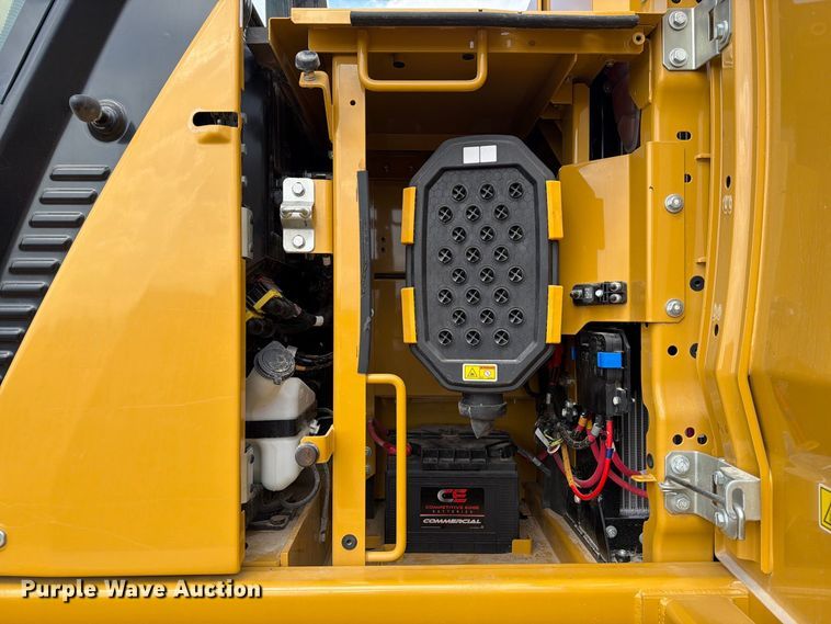 image for item FN3540 2022 Caterpillar 330 TC excavator