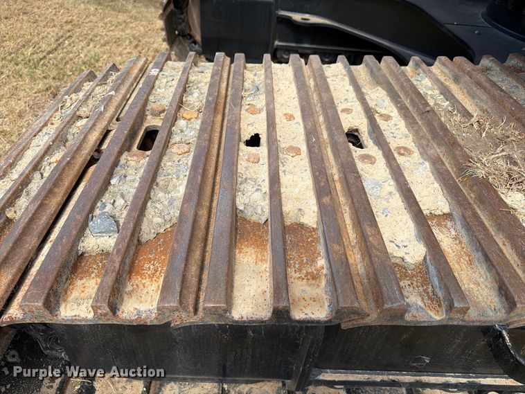 image for item FN3540 2022 Caterpillar 330 TC excavator
