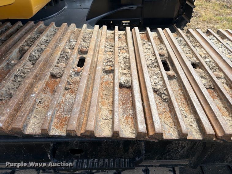 image for item FN3540 2022 Caterpillar 330 TC excavator