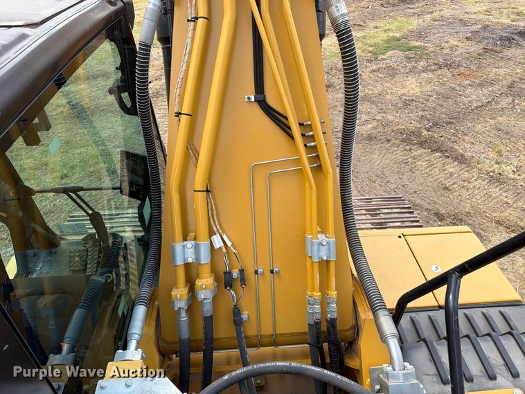 image for item FN3541 2022 Caterpillar 330 TC excavator