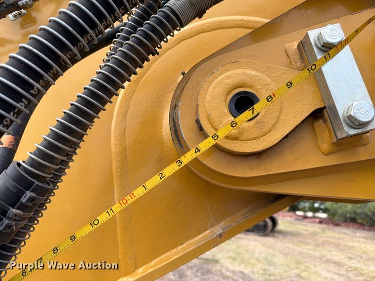 image for item FN3541 2022 Caterpillar 330 TC excavator