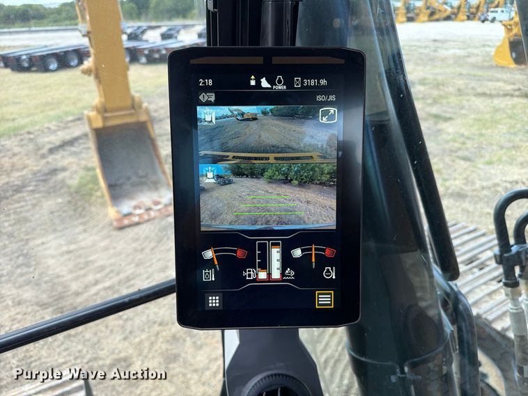 image for item FN3541 2022 Caterpillar 330 TC excavator