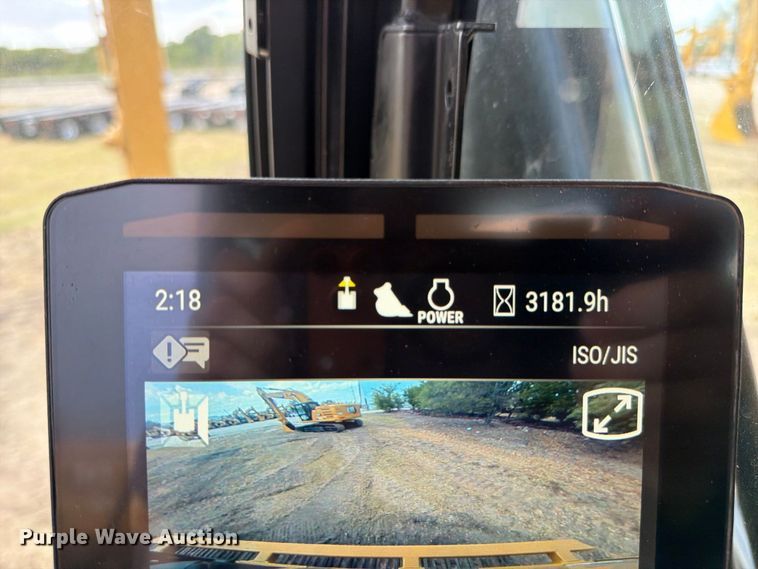 image for item FN3541 2022 Caterpillar 330 TC excavator