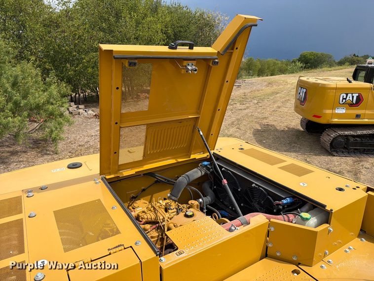 image for item FN3541 2022 Caterpillar 330 TC excavator