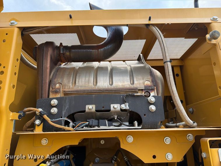 image for item FN3541 2022 Caterpillar 330 TC excavator