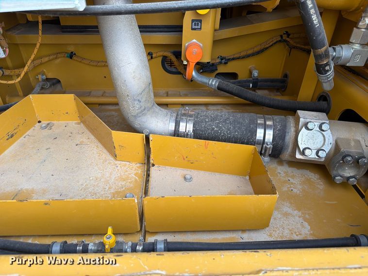 image for item FN3541 2022 Caterpillar 330 TC excavator