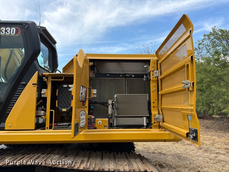 image for item FN3541 2022 Caterpillar 330 TC excavator