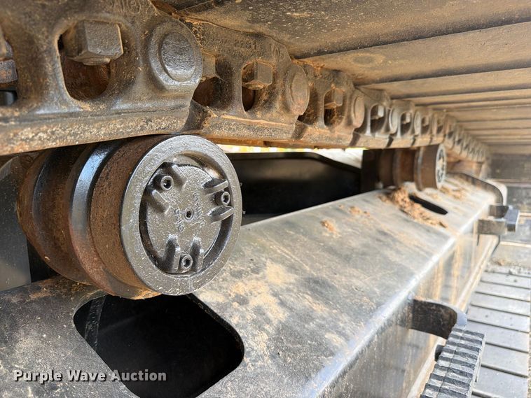 image for item FN3541 2022 Caterpillar 330 TC excavator
