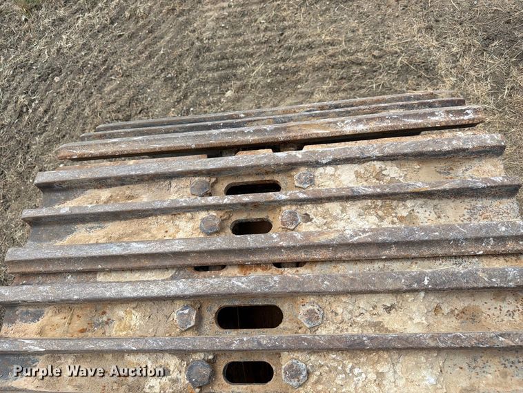 image for item FN3541 2022 Caterpillar 330 TC excavator
