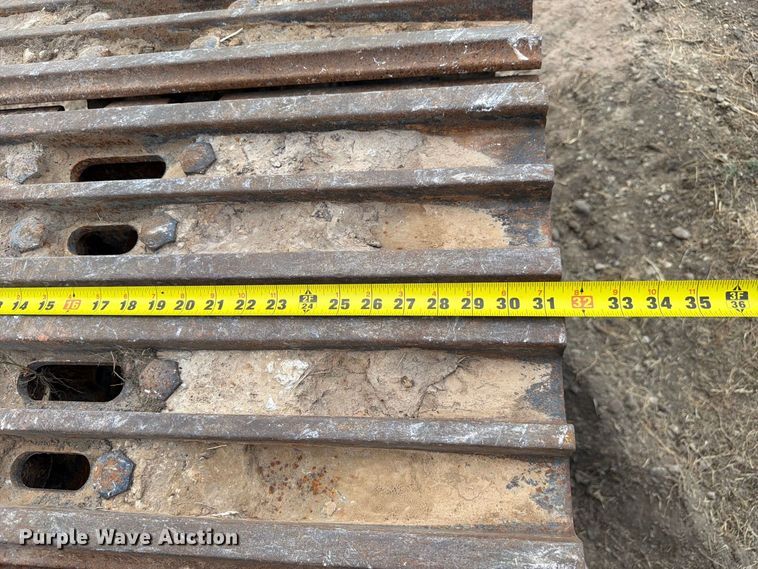 image for item FN3541 2022 Caterpillar 330 TC excavator
