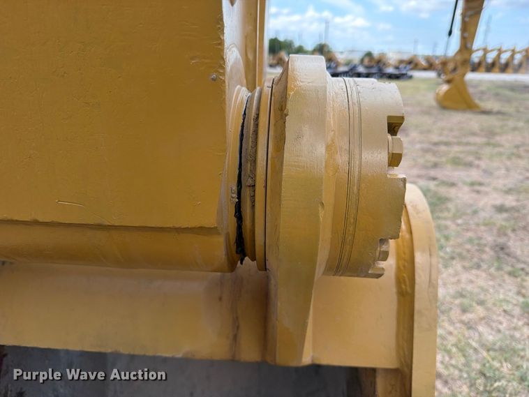 image for item FN3542 2020 Caterpillar 330 GC TC excavator