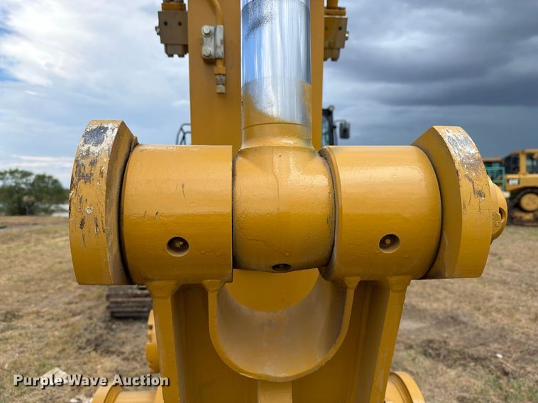 image for item FN3542 2020 Caterpillar 330 GC TC excavator