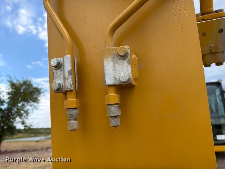 image for item FN3542 2020 Caterpillar 330 GC TC excavator