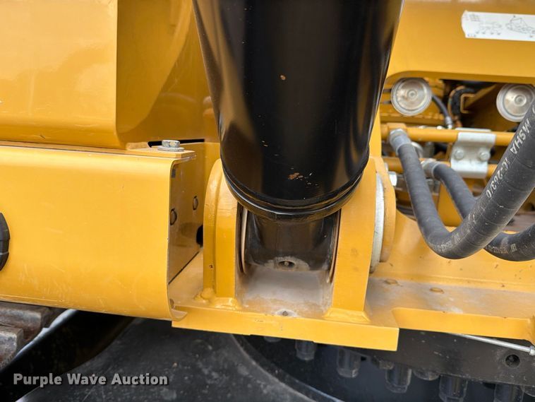 image for item FN3542 2020 Caterpillar 330 GC TC excavator