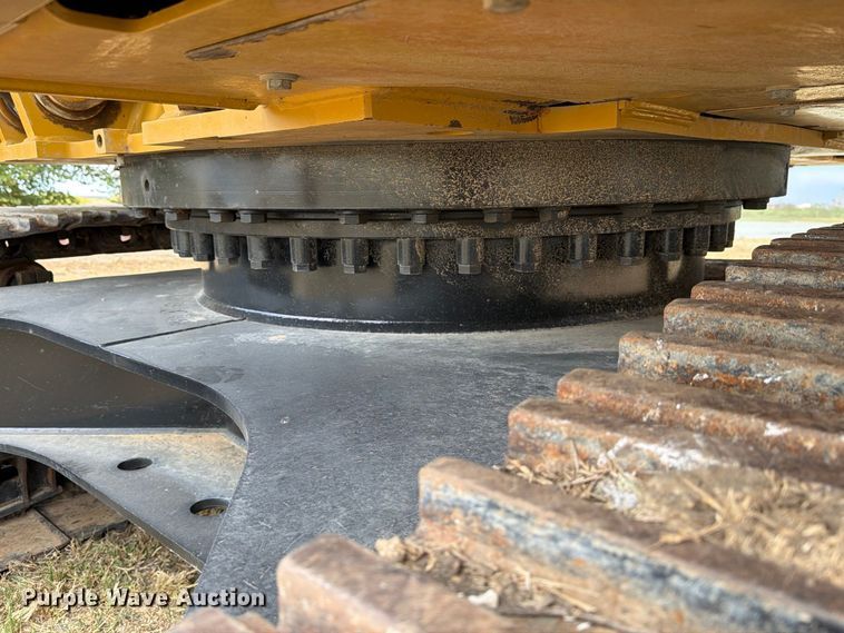 image for item FN3542 2020 Caterpillar 330 GC TC excavator