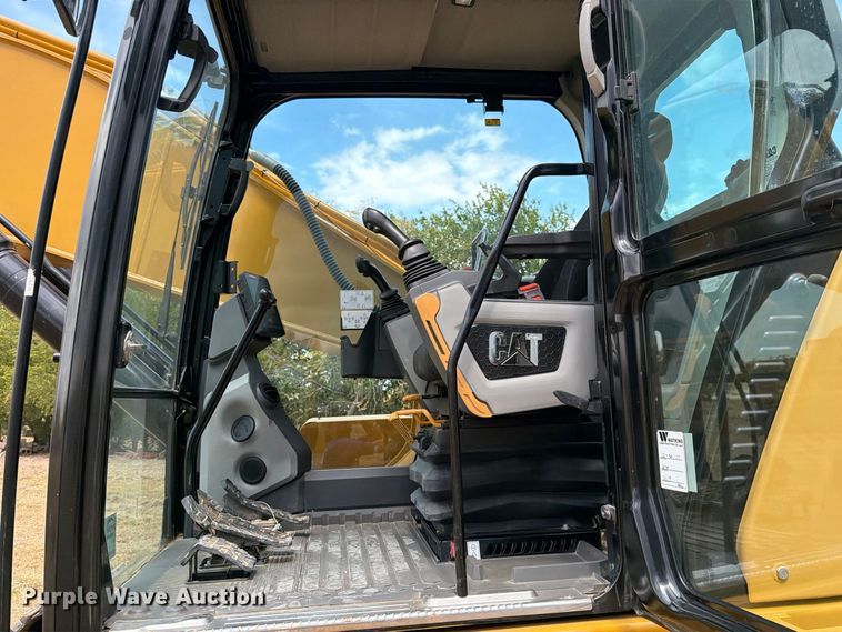 image for item FN3542 2020 Caterpillar 330 GC TC excavator