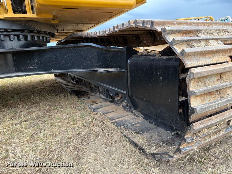 image for item FN3542 2020 Caterpillar 330 GC TC excavator