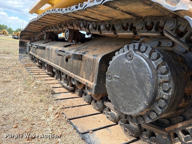 image for item FN3542 2020 Caterpillar 330 GC TC excavator
