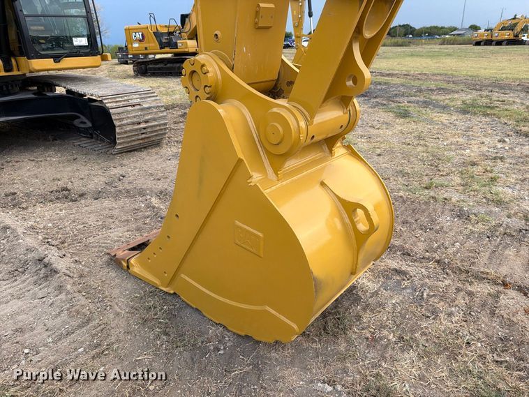 image for item FN3543 2023 Caterpillar 330 TC excavator