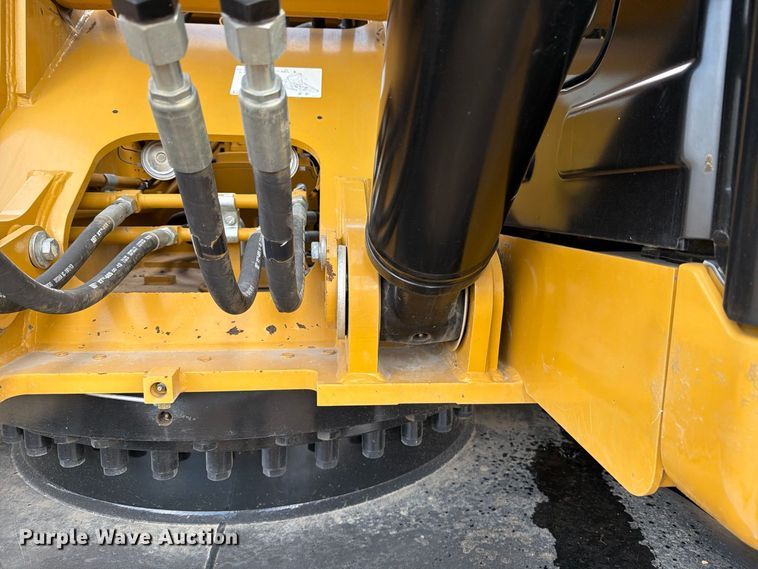 image for item FN3543 2023 Caterpillar 330 TC excavator