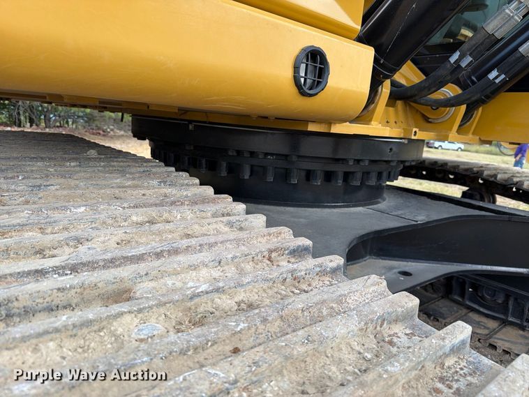 image for item FN3543 2023 Caterpillar 330 TC excavator