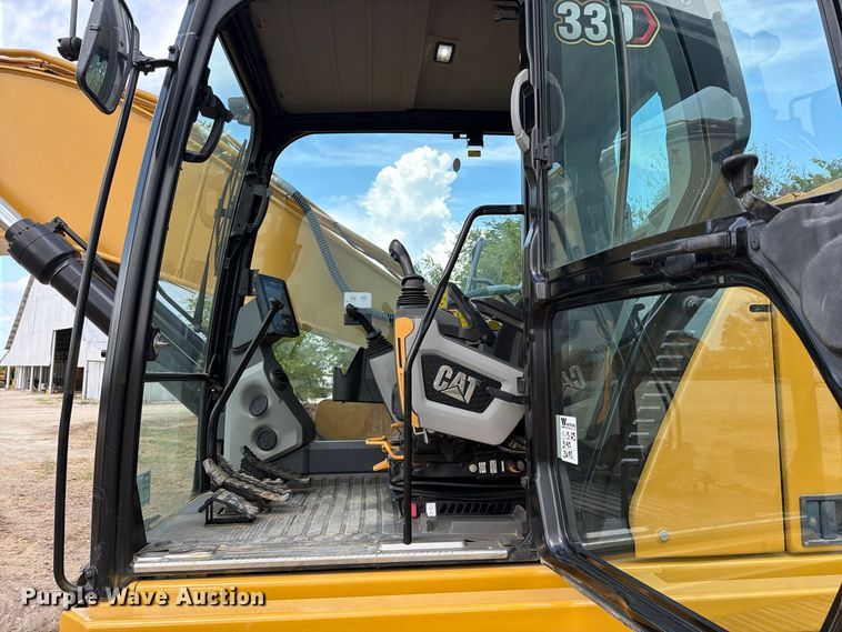 image for item FN3543 2023 Caterpillar 330 TC excavator