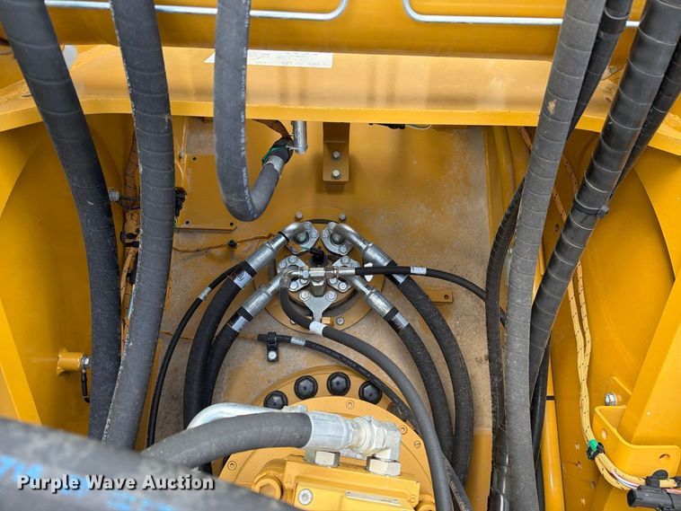image for item FN3543 2023 Caterpillar 330 TC excavator