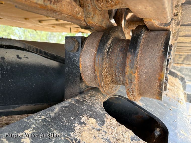 image for item FN3543 2023 Caterpillar 330 TC excavator