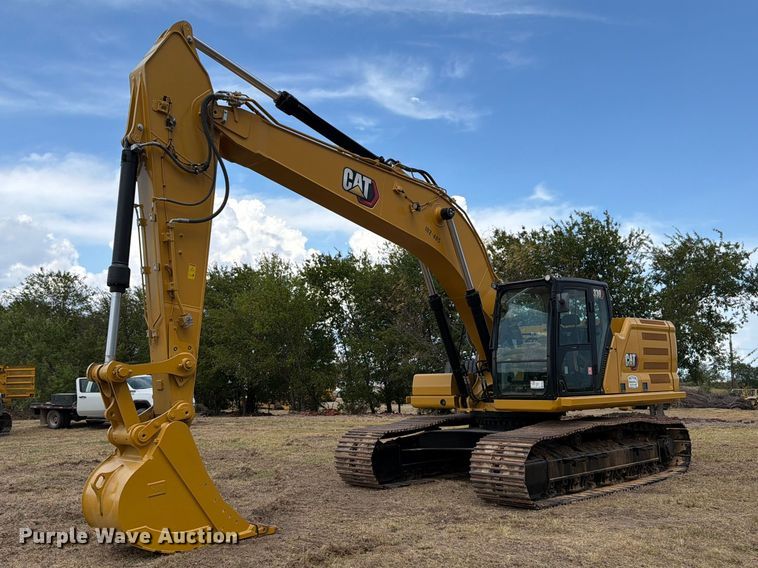 2022 Caterpillar 330 TC excavator