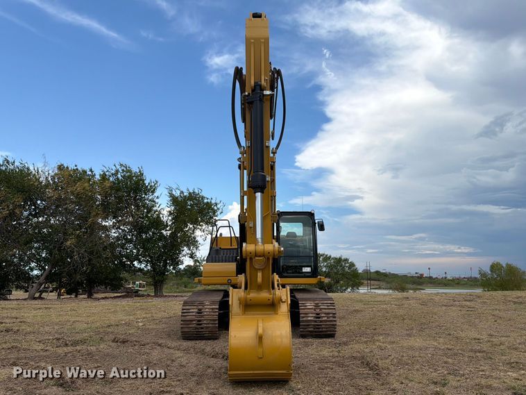 image for item FN3544 2022 Caterpillar 330 TC excavator