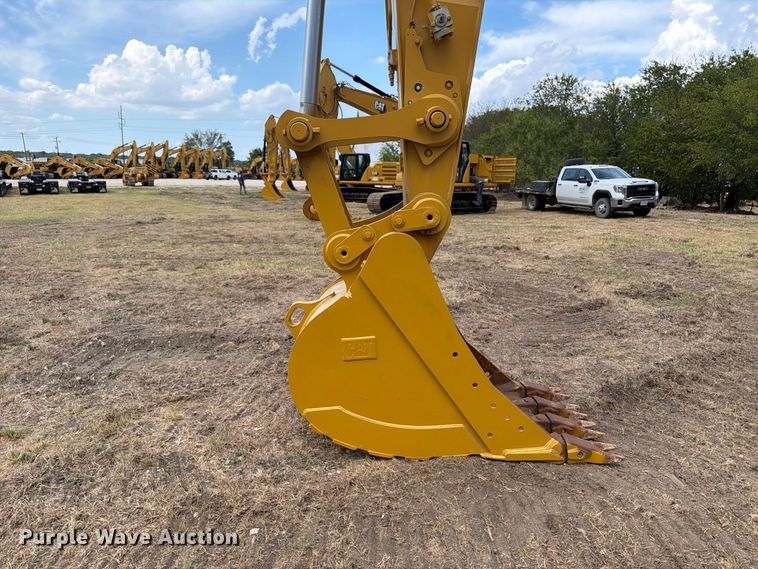 image for item FN3544 2022 Caterpillar 330 TC excavator