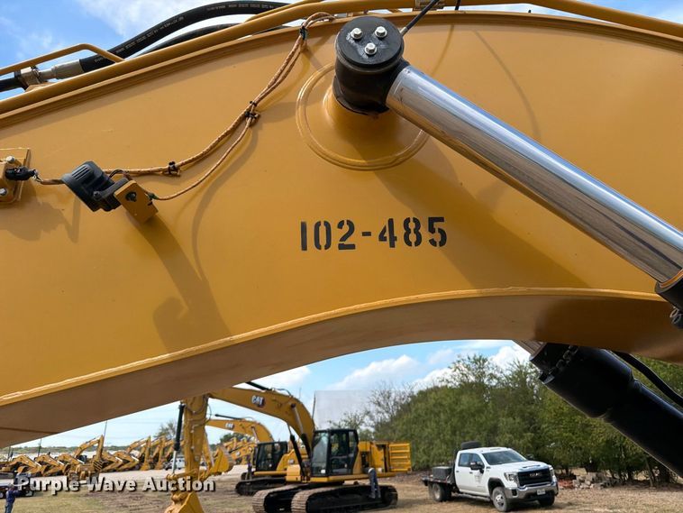 image for item FN3544 2022 Caterpillar 330 TC excavator