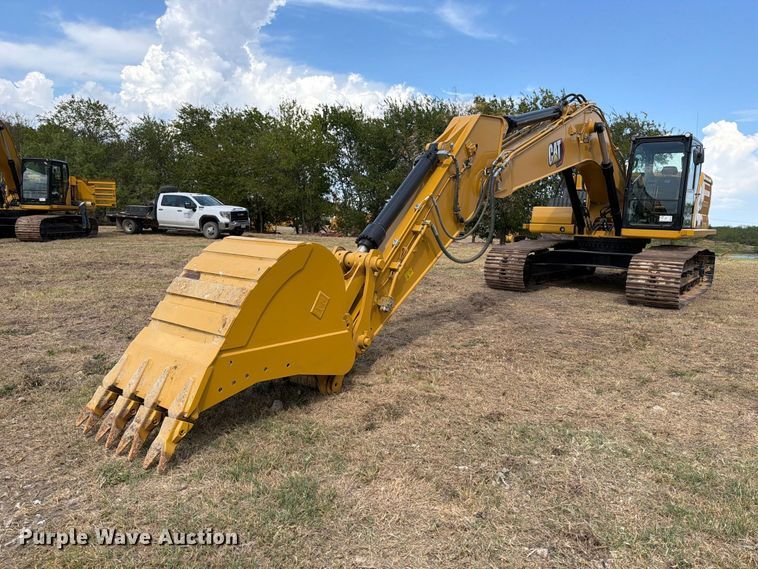 image for item FN3544 2022 Caterpillar 330 TC excavator