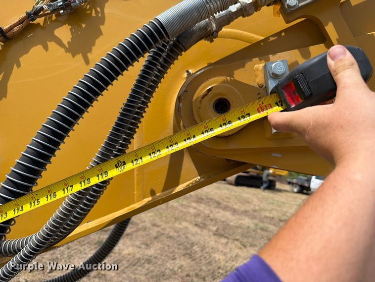 image for item FN3544 2022 Caterpillar 330 TC excavator