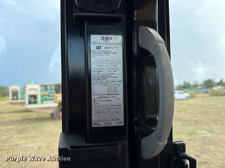 image for item FN3544 2022 Caterpillar 330 TC excavator