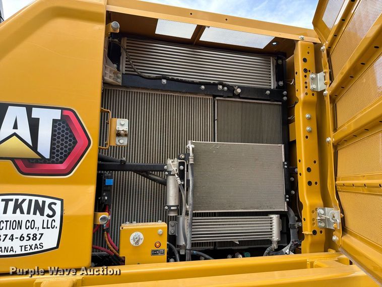 image for item FN3544 2022 Caterpillar 330 TC excavator