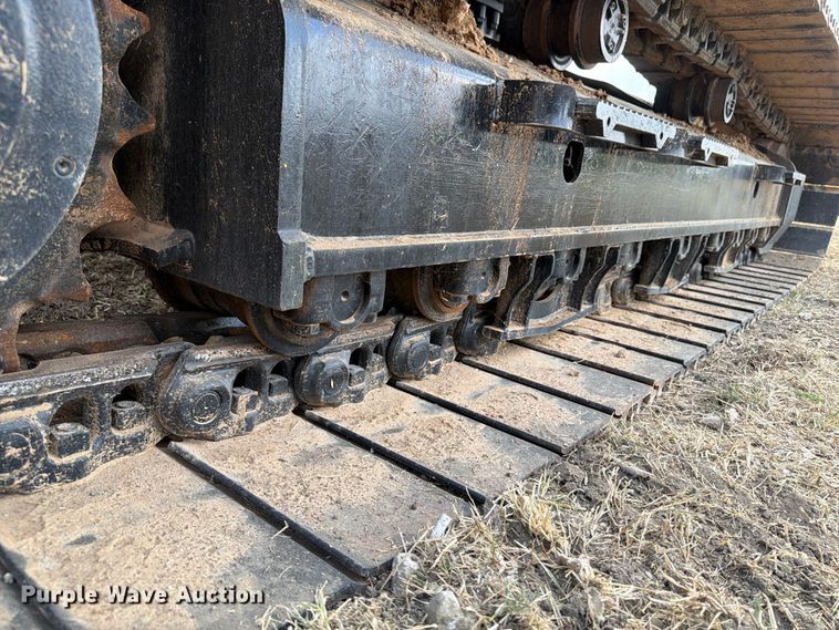 image for item FN3544 2022 Caterpillar 330 TC excavator