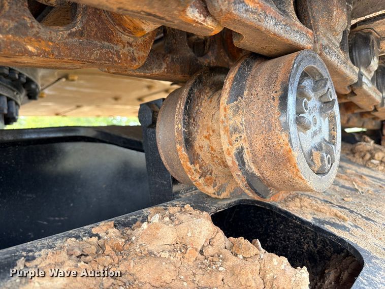 image for item FN3544 2022 Caterpillar 330 TC excavator
