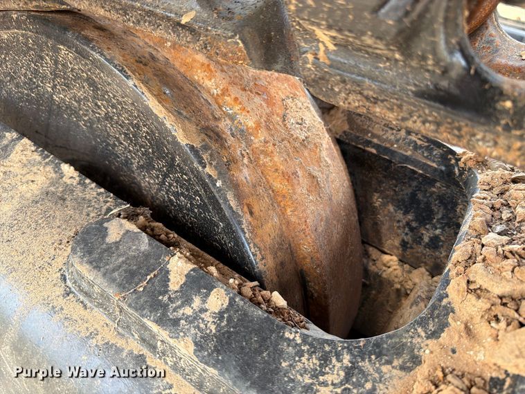 image for item FN3544 2022 Caterpillar 330 TC excavator