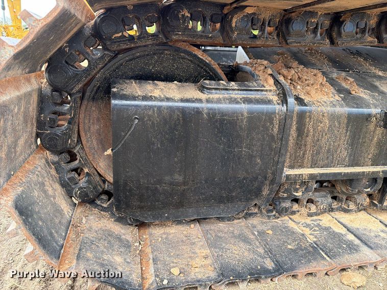image for item FN3544 2022 Caterpillar 330 TC excavator