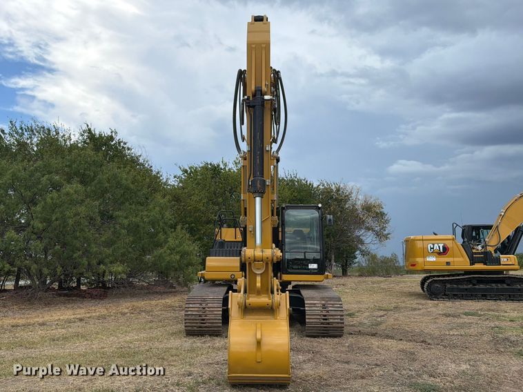 image for item FN3545 2022 Caterpillar 330 TC excavator