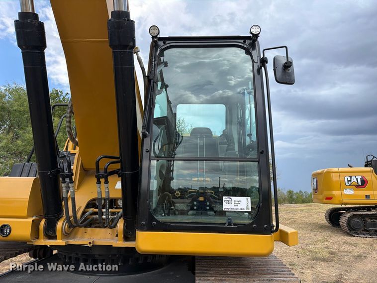 image for item FN3545 2022 Caterpillar 330 TC excavator