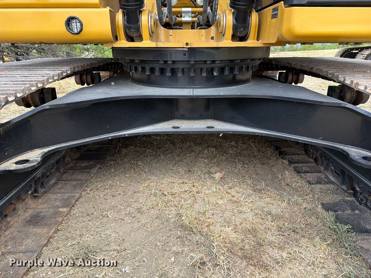 image for item FN3545 2022 Caterpillar 330 TC excavator