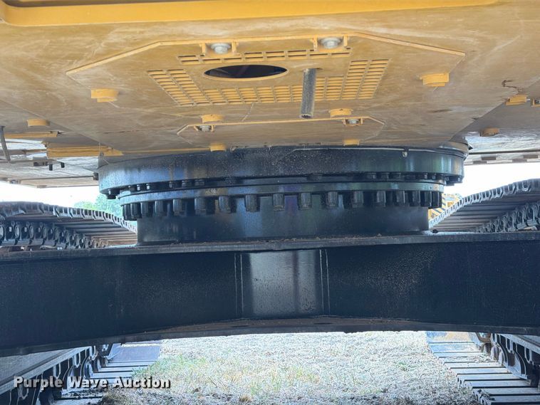 image for item FN3545 2022 Caterpillar 330 TC excavator