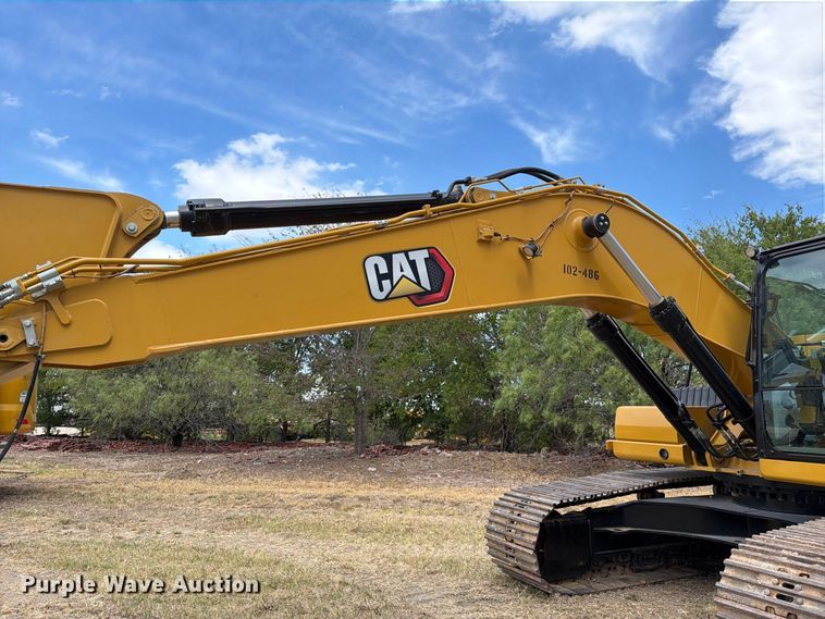 image for item FN3545 2022 Caterpillar 330 TC excavator