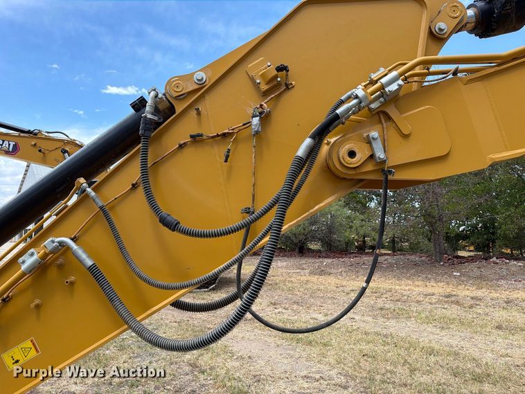 image for item FN3545 2022 Caterpillar 330 TC excavator