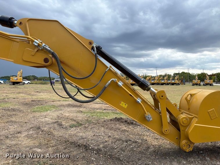 image for item FN3545 2022 Caterpillar 330 TC excavator