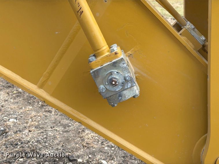image for item FN3545 2022 Caterpillar 330 TC excavator