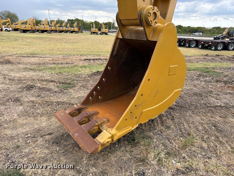 image for item FN3545 2022 Caterpillar 330 TC excavator