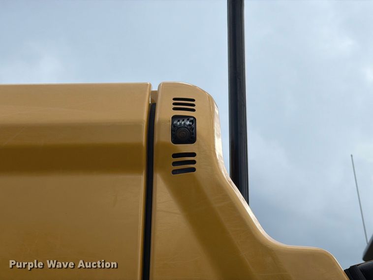 image for item FN3545 2022 Caterpillar 330 TC excavator